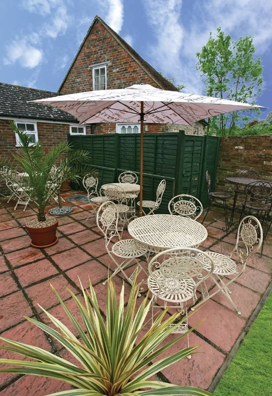  Profile Photos of The White Horse - Hurst Green Silverhill, Hurst Green - Photo 3 of 12
