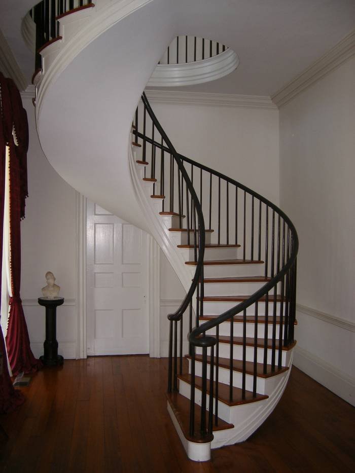 Profile Photos of Auburn Antebellum Home 400 Duncan Avenue - Photo 2 of 4