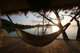 Coral Bay Beach & Dive Resort, maglalambay