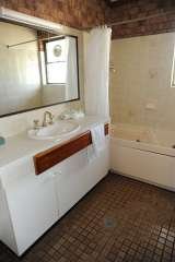  Spa Village Travel Inn 300 Warialda Street 