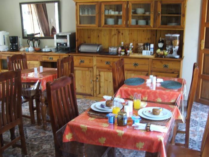  Profile Photos of LENS BED & BREAKFAST GUESTHOUSE 12 Nagel Street - Photo 13 of 16
