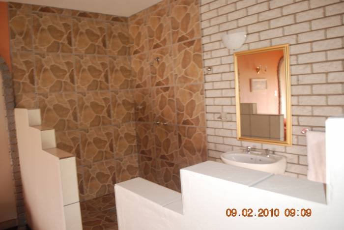  Profile Photos of LENS BED & BREAKFAST GUESTHOUSE 12 Nagel Street - Photo 16 of 16
