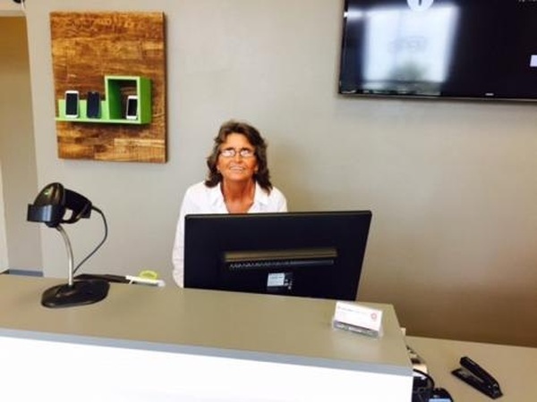  Profile Photos of CPR Cell Phone Repair Columbia 735 Saturn Parkway - Photo 1 of 4