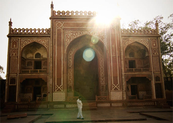  Profile Photos of One Day Agra Packages by Car or Volvo Bus 6.N.D.M.C Market Opp K Block, Connaught Place - Photo 3 of 10