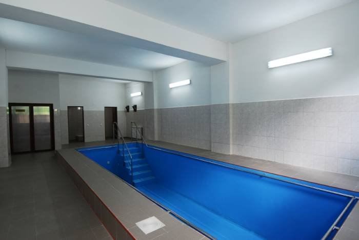  Profile Photos of Hotel Sara`s Sons Aleea Teilor, Nr. 2A - Photo 9 of 14