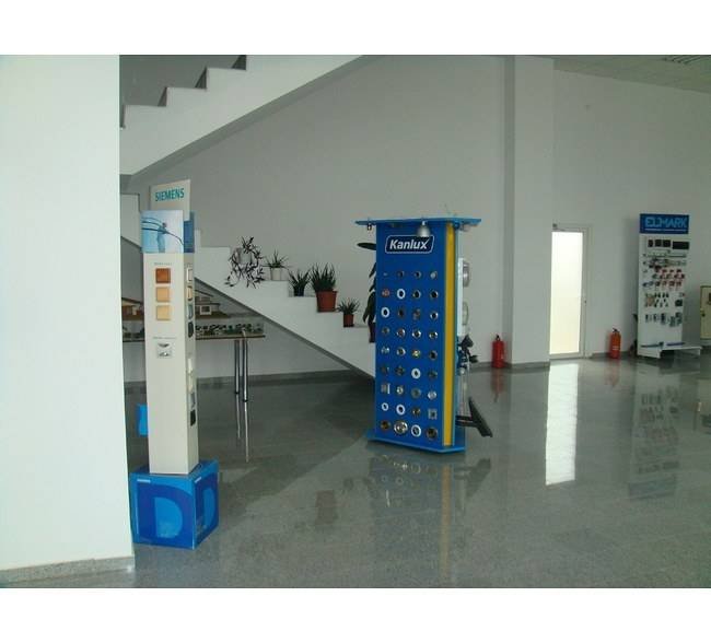  Profile Photos of Comenzi Electrice Str. Bucuresti - Targoviste Nr. 195B - Photo 9 of 9
