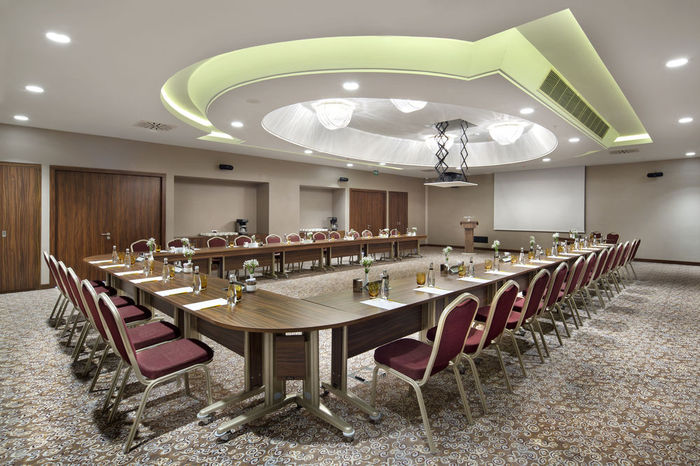 The hotel has the space, staff, and amenities for important business meetings and social gatherings of most sizes Hilton Garden Inn Istanbul Beylikduzu of Hilton Garden Inn Istanbul Beylikduzu 1999 Sk. No:9 - Photo 4 of 18 The hotel has the space, staff, and amenities for important business meetings and social gatherings of most sizes Hilton Garden Inn Istanbul Beylikduzu of Hilton Garden Inn Istanbul Beylikduzu 1999 Sk. No:9 - Photo 4 of 18