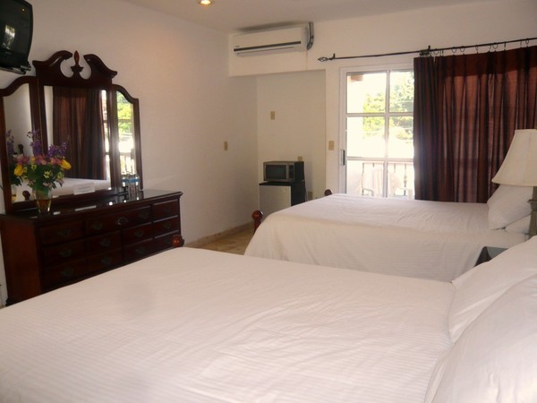  Profile Photos of Hotel Komfort Terraces Bangalore #301, III rd Floor, Blumoon Complex, M G.Road - Photo 4 of 7