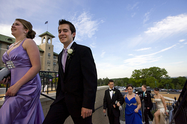 Tess Morrison, 16, left, and Alex Leveque, 18, arrive at The Hotel Hershey for the Hershey High School prom. <br />
PAUL CHAPLIN, The Patriot-News Profile Photos of NJ Limo 196 De Mott Avenue - Photo 4 of 18