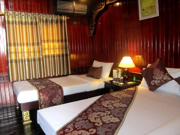  Profile Photos of Ha Long Bay Discorvery tour 21B Bat Dan Str, Hoan Kiem Dist, - Photo 2 of 7