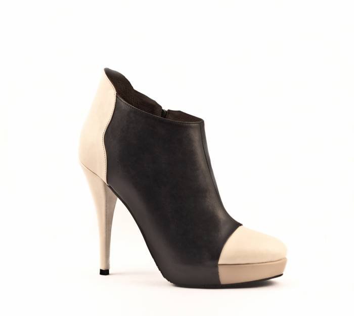 To order online go to http://www.pantofiromanesti.ro/ Profile Photos of ROMANIAN SHOES Bucuresti, - Photo 31 of 68 To order online go to http://www.pantofiromanesti.ro/ Profile Photos of ROMANIAN SHOES Bucuresti, - Photo 31 of 68