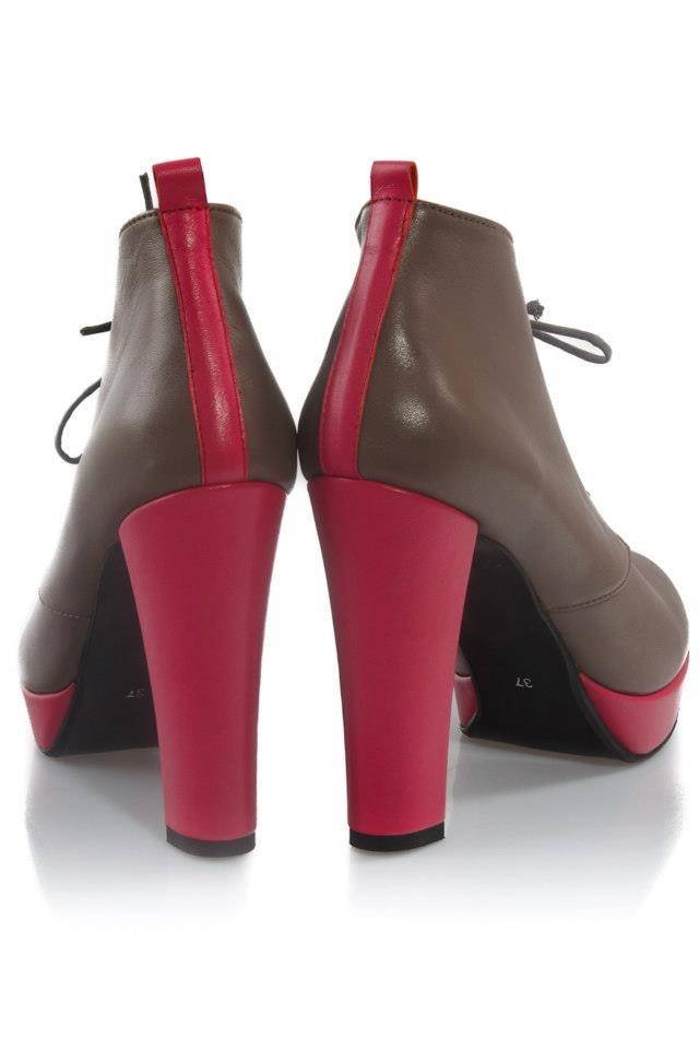 To order online go to http://www.pantofiromanesti.ro/ Profile Photos of ROMANIAN SHOES Bucuresti, - Photo 22 of 68 To order online go to http://www.pantofiromanesti.ro/ Profile Photos of ROMANIAN SHOES Bucuresti, - Photo 22 of 68