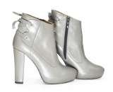 To order online go to http://www.pantofiromanesti.ro/ ROMANIAN SHOES Bucuresti, 