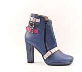 To order online go to http://www.pantofiromanesti.ro/ ROMANIAN SHOES Bucuresti, 