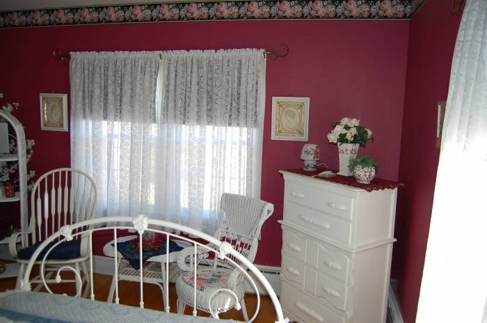  Profile Photos of Harbour Tide Inn ~ Bed & Breakfast 725 Main Street - Photo 21 of 83