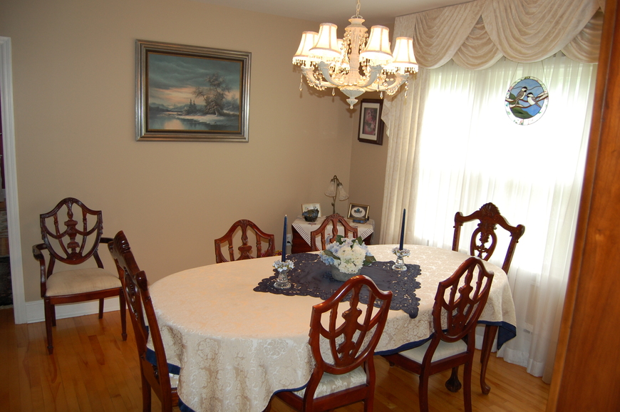  Pricelists of Harbour Tide Inn ~ Bed & Breakfast 725 Main Street - Photo 5 of 15
