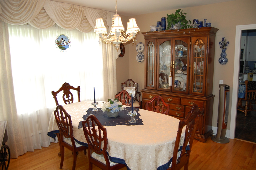  Pricelists of Harbour Tide Inn ~ Bed & Breakfast 725 Main Street - Photo 4 of 15