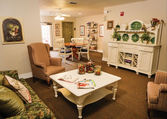  New Album of Bethesda Gardens Assisted Living Arlington 1103 W. Arkansas Ln. - Photo 2 of 3