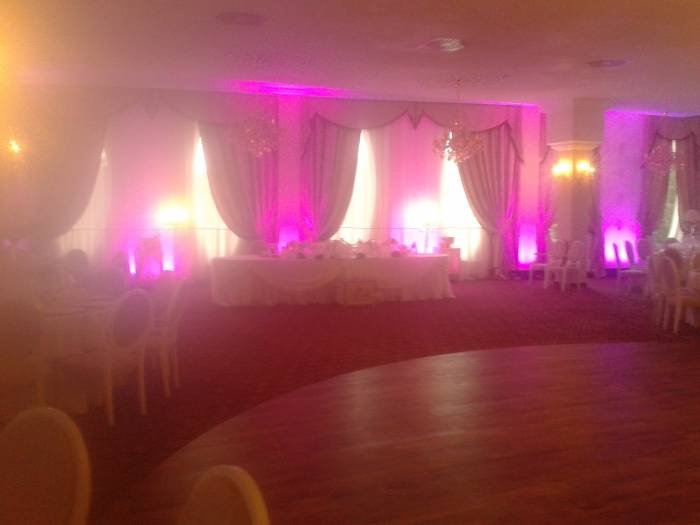  BALLROOM ZALAU of S.C. WATTECH SYSTEMS S.R.L. Str. Republicii nr. 31/ap. 1 - Photo 2 of 3