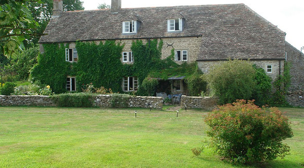 Profile Photos of Bed And Breakfast with Accommodation in Frome  -  Broad Grove House Frome, Somerset,BA11 4PP United Kingdom - Photo 3 of 3
