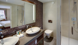 Queen Guest Room Bathroom Hilton Cambridge City Centre 20 Downing Street 