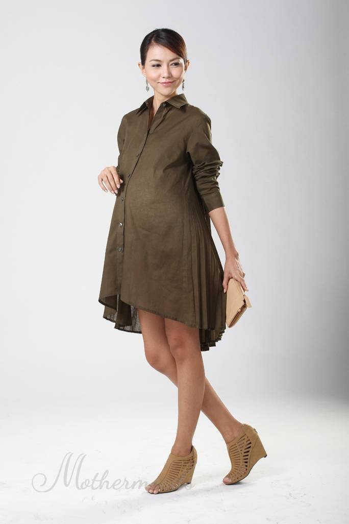 Our Preppy Mom dress is available in olive or black. Now 50% off at www.mothermoods.com Grand Opening Collection of Mothermoods Talad Loong Perm (Thai Airways Market), Vibhavadi 22 Road - Photo 1 of 6