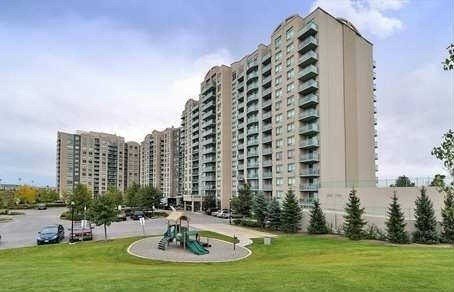39 Oneida cres. Richmond Hill Vaughan Real Estate of NADLAN REALTY LTD. Brokerage 525 WILSON AVE unit 909 - Photo 3 of 3