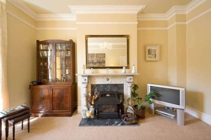 Profile Photos of Oaklodge Bed & Breakfast 4 Pembrooke Park - Photo 11 of 11