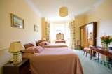  Oaklodge Bed & Breakfast 4 Pembrooke Park 