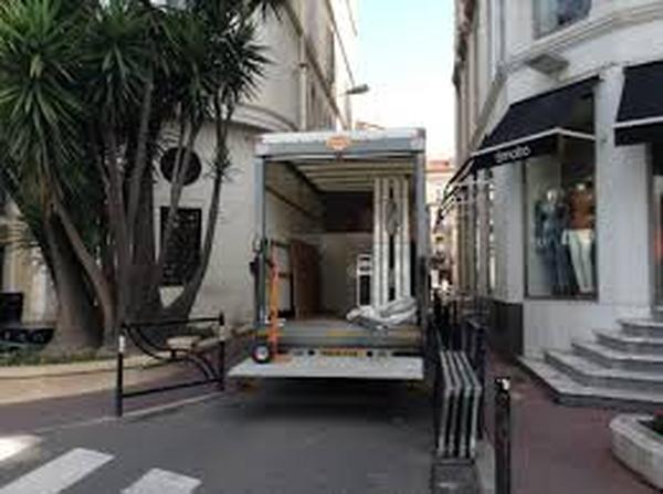  Profile Photos of The Van Guy 71 Monsell Rd - Photo 3 of 3