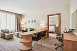  Hilton Garden Inn Dubai Mall Of The Emirates 22nd St, Al Barsha 