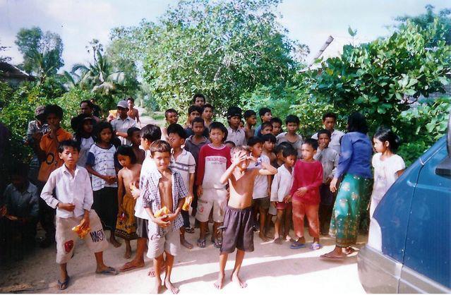 Solidary Foundation is working in Cambodia to help needy people - Paul Chehade 24 Solidary Foundation is working in Cambodia of Solidary Foundation 847 S.W. 8th Street - Photo 11 of 14