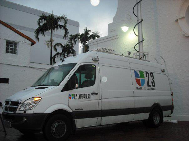 Solidary and Hope in Miami Beach helping in a Cold Winter II - Solidary Foundation - Paul Chehade 31 Solidary and Hope in Miami Beach helping  of Solidary Foundation 847 S.W. 8th Street - Photo 30 of 44