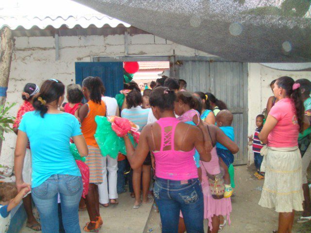 Solidary Christmas in Tolu, Colombia with 1.600 children - Solidary Foundation - Paul Chehade 33 Solidary Christmas in Tolu, Colombia of Solidary Foundation 847 S.W. 8th Street - Photo 29 of 31 Solidary Christmas in Tolu, Colombia with 1.600 children - Solidary Foundation - Paul Chehade 33 Solidary Christmas in Tolu, Colombia of Solidary Foundation 847 S.W. 8th Street - Photo 29 of 31