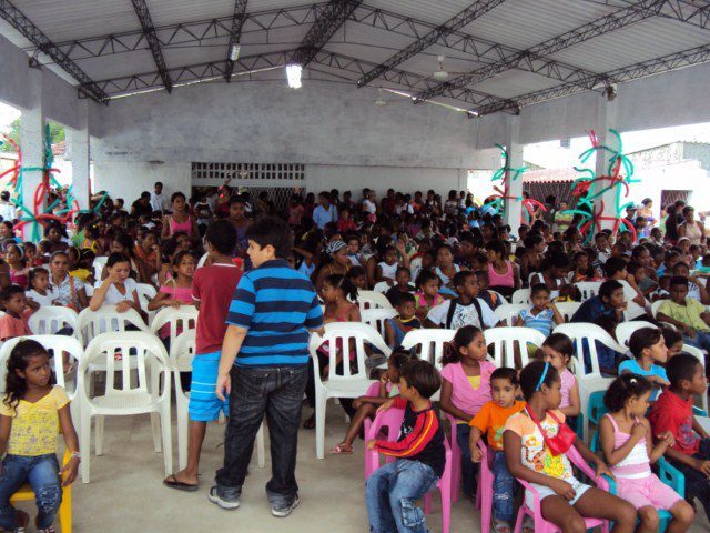 Solidary Christmas in Tolu, Colombia with 1.600 children - Solidary Foundation - Paul Chehade 33 Solidary Christmas in Tolu, Colombia of Solidary Foundation 847 S.W. 8th Street - Photo 28 of 31 Solidary Christmas in Tolu, Colombia with 1.600 children - Solidary Foundation - Paul Chehade 33 Solidary Christmas in Tolu, Colombia of Solidary Foundation 847 S.W. 8th Street - Photo 28 of 31