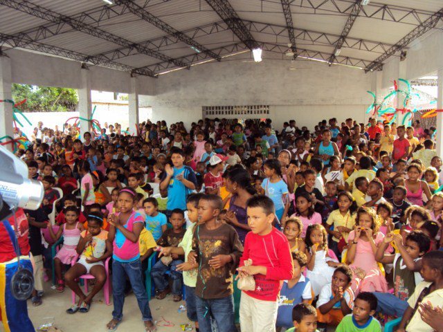 Solidary Christmas in Tolu, Colombia with 1.600 children - Solidary Foundation - Paul Chehade 33 Solidary Christmas in Tolu, Colombia of Solidary Foundation 847 S.W. 8th Street - Photo 8 of 31 Solidary Christmas in Tolu, Colombia with 1.600 children - Solidary Foundation - Paul Chehade 33 Solidary Christmas in Tolu, Colombia of Solidary Foundation 847 S.W. 8th Street - Photo 8 of 31