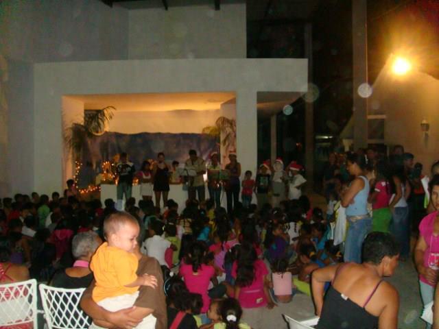  34 Solidary Christmas in Medellin, Colombia of Solidary Foundation 847 S.W. 8th Street - Photo 32 of 63
