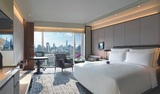 Grand Premium Room at Conrad Bangkok<br />
 Conrad Bangkok 87/3 Wireless Road 