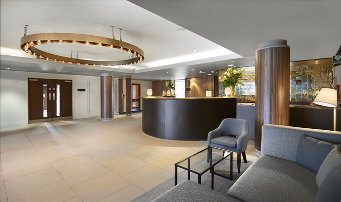  Profile Photos of DoubleTree by Hilton Hotel London ExCeL 2 Festoon Way - Photo 9 of 15