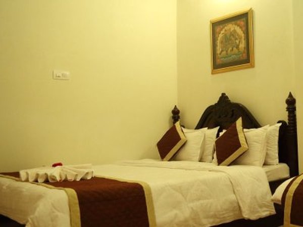  Profile Photos of Hotel Lake Paradise - Hotel In udaipur 76, Gangaur Ghat Marg, - Photo 4 of 5
