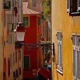 Street in Le Suquet, Old town of Cannes La Serviette Blanche 4, Rue La Fontaine, 