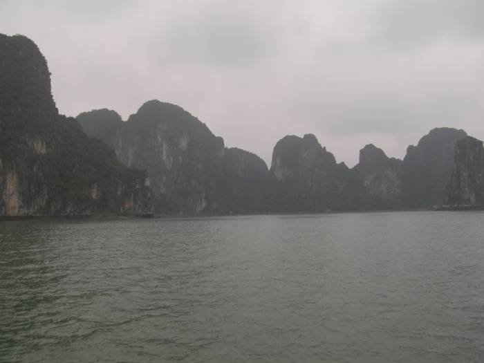  Profile Photos of Hanoi to Halong bay no 3 phan huy ich, badinh - Photo 3 of 5