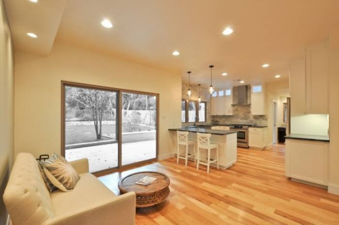  Hand Scraped Natural Hickory of Peoples Signature Flooring 3267 Bee Cave Road, Ste 107 - Photo 2 of 14