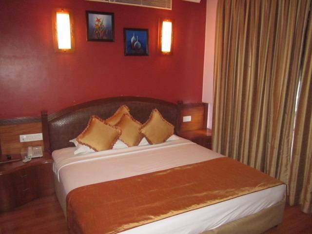  Profile Photos of Bell Hotel and Convention Centre # 88 Next to Bangalore City Railway Station,Opp to Majestic Bus Stand. - Photo 6 of 29