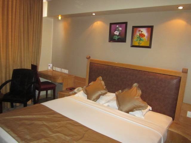 Profile Photos of Bell Hotel and Convention Centre # 88 Next to Bangalore City Railway Station,Opp to Majestic Bus Stand. - Photo 5 of 29