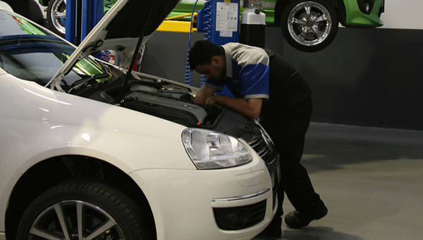 Profile Photos of Advanced Service Centre 119 North Street - Photo 1 of 7