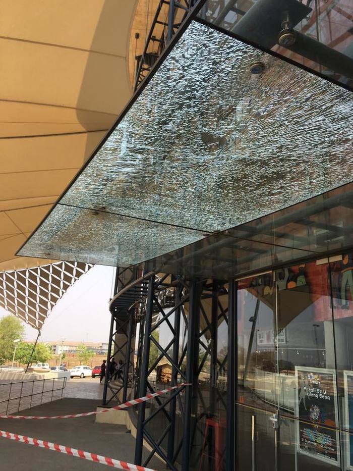  New Album of Randburg Glass Corner of Burke & Braam Fisher Drive, Bram Fischer Dr - Photo 1 of 14