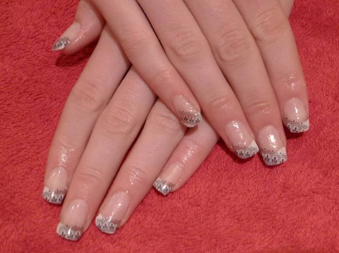  Shellac & Nail Extensions/Art of Radiance Beauty Nails Hair Extensions for Ladies Off Swanfield Drive - Photo 3 of 4