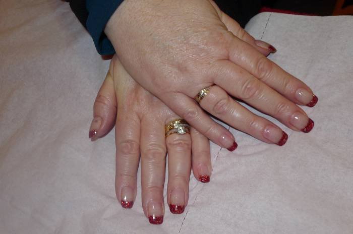  Shellac & Nail Extensions/Art of Radiance Beauty Nails Hair Extensions for Ladies Off Swanfield Drive - Photo 4 of 4