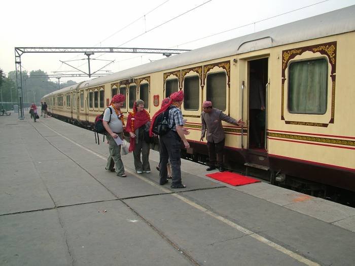  Profile Photos of Palace on Wheels Booking - Luxury Train India 70, L.G.F, World Trade Centre,Barakhamba Lane - Photo 9 of 11